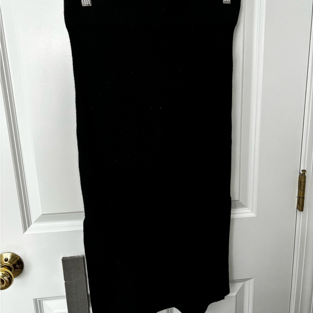 Knitted midi skirt